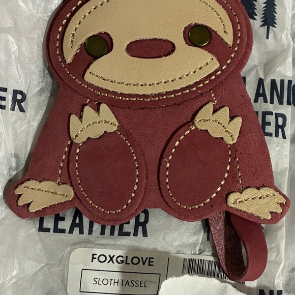 FOXGLOVE Portland Leather Sloth KEYCHAIN Charm FAST SHIP NEW - Picture 4 of 6